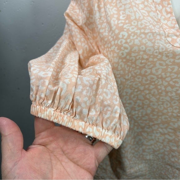 Gap Peach Leopard Print Blouse M - Picture 4 of 7